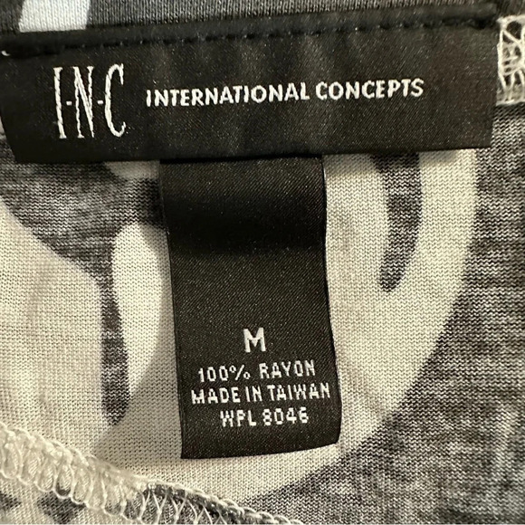 INC women's size medium midi lightweight grey and white skirt - Picture 3 of 4